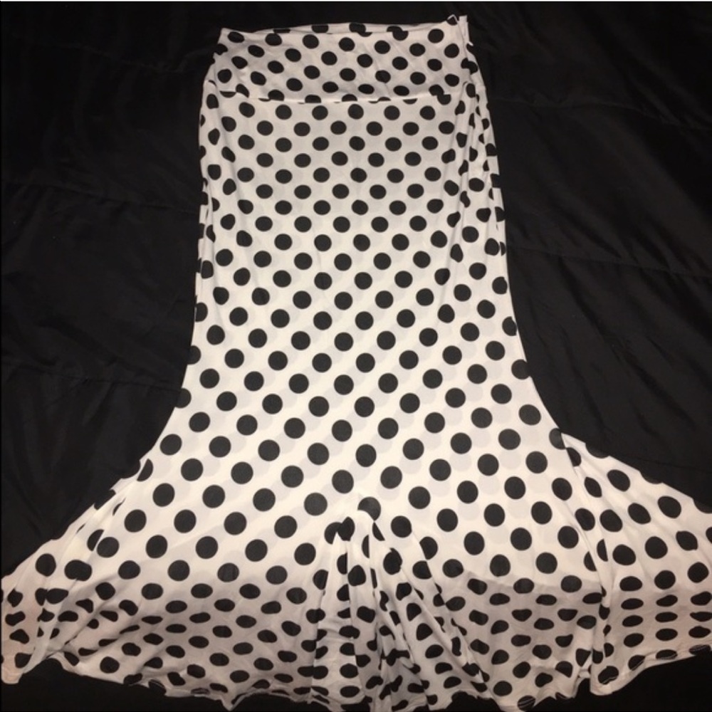 Black and white mermaid skirt
